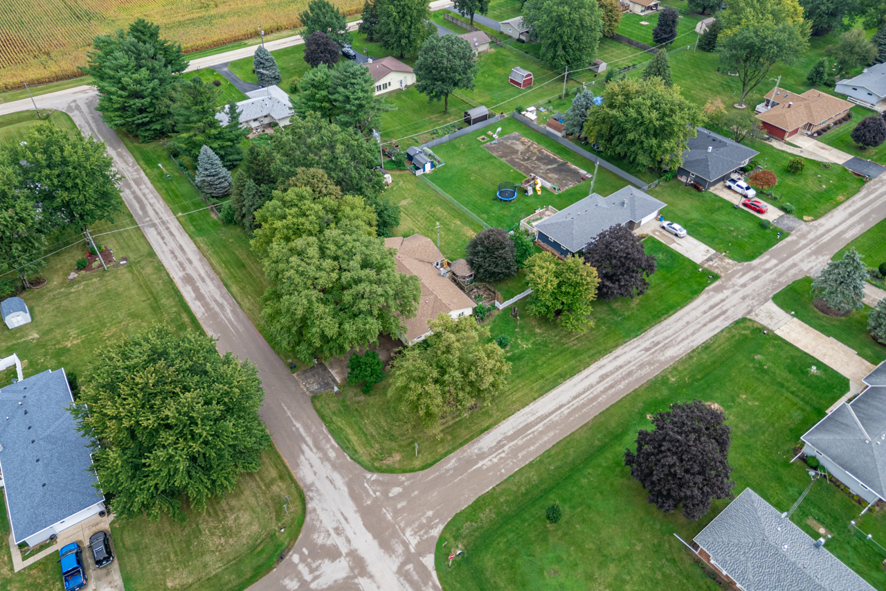 main property photo 49