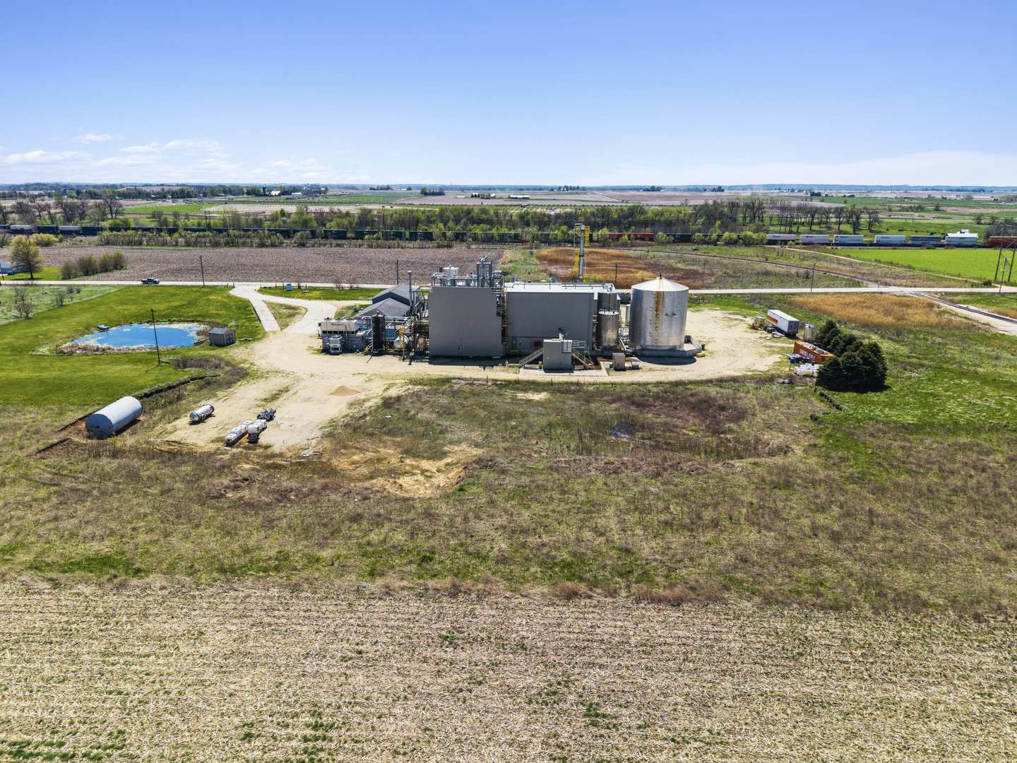 main property photo 17