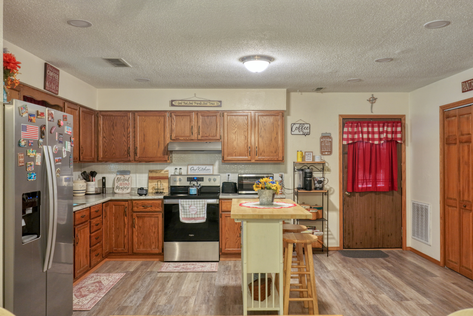 main property photo 18