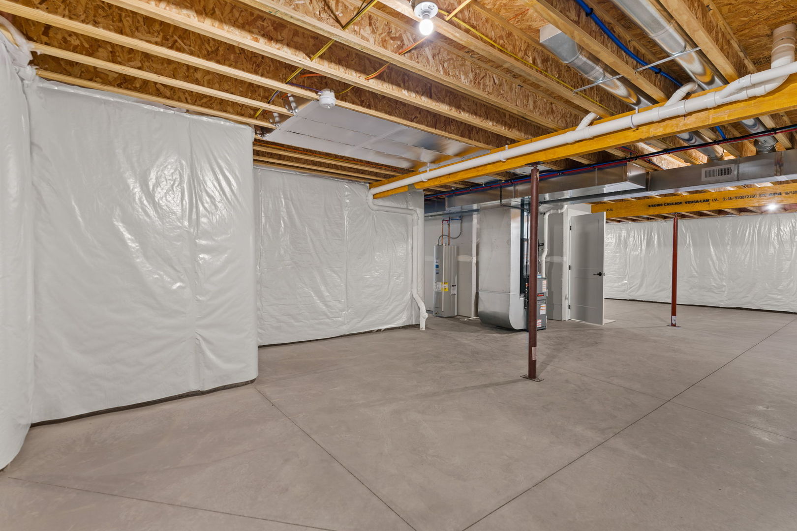 main property photo 25