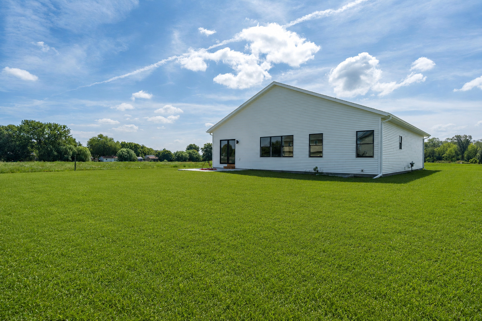 main property photo 31