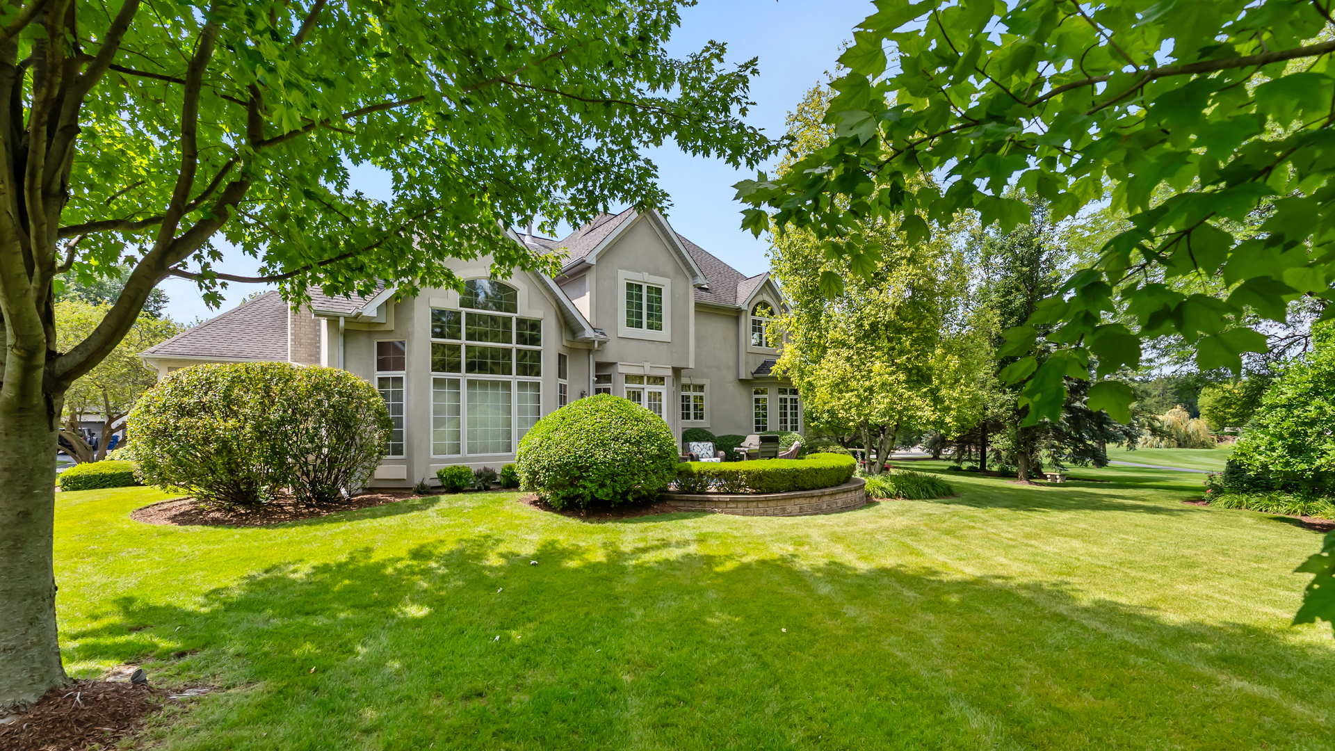 main property photo 5