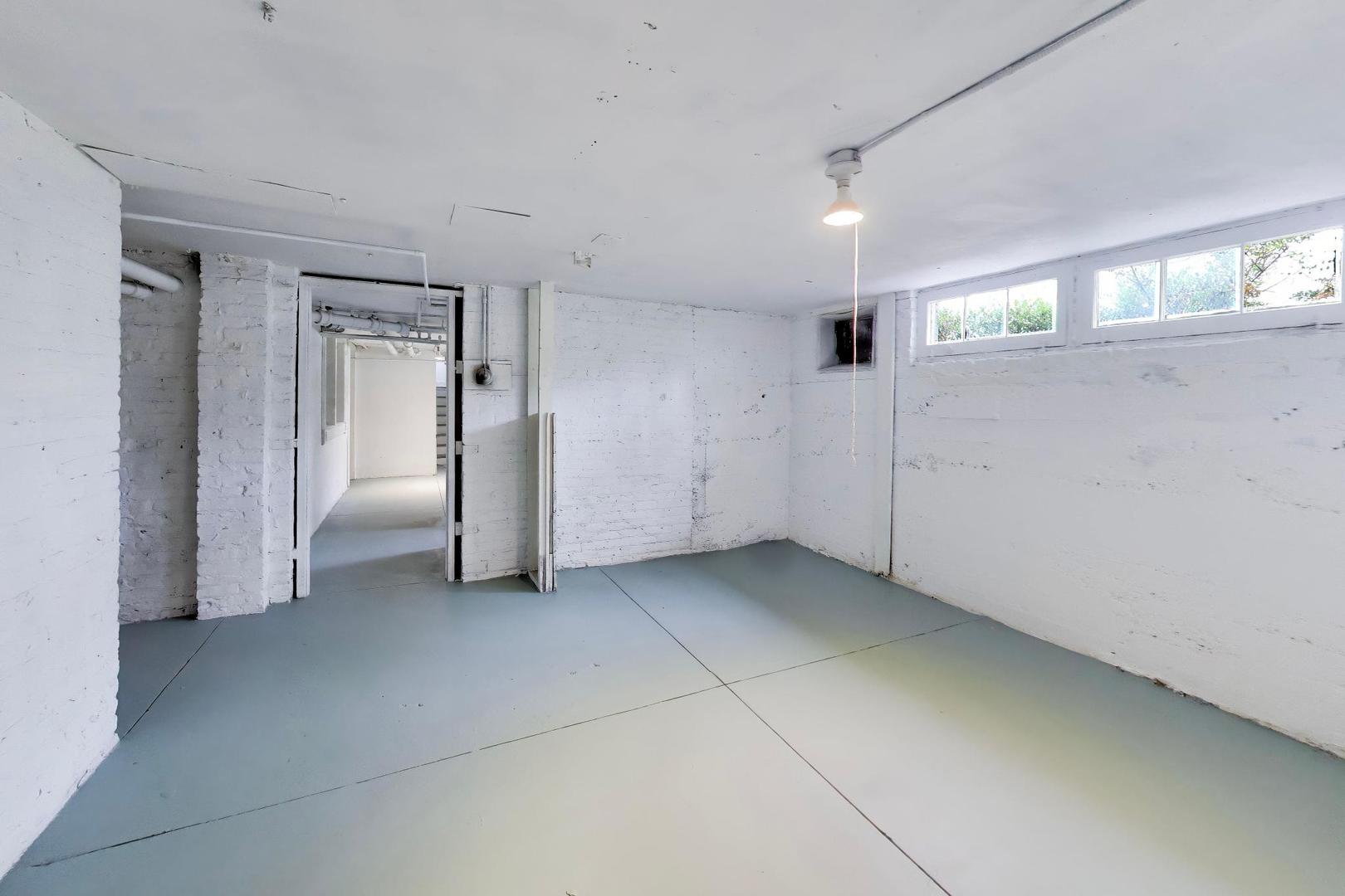 main property photo 58