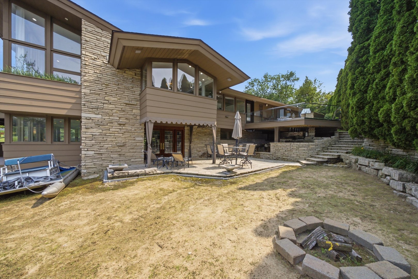 main property photo 41