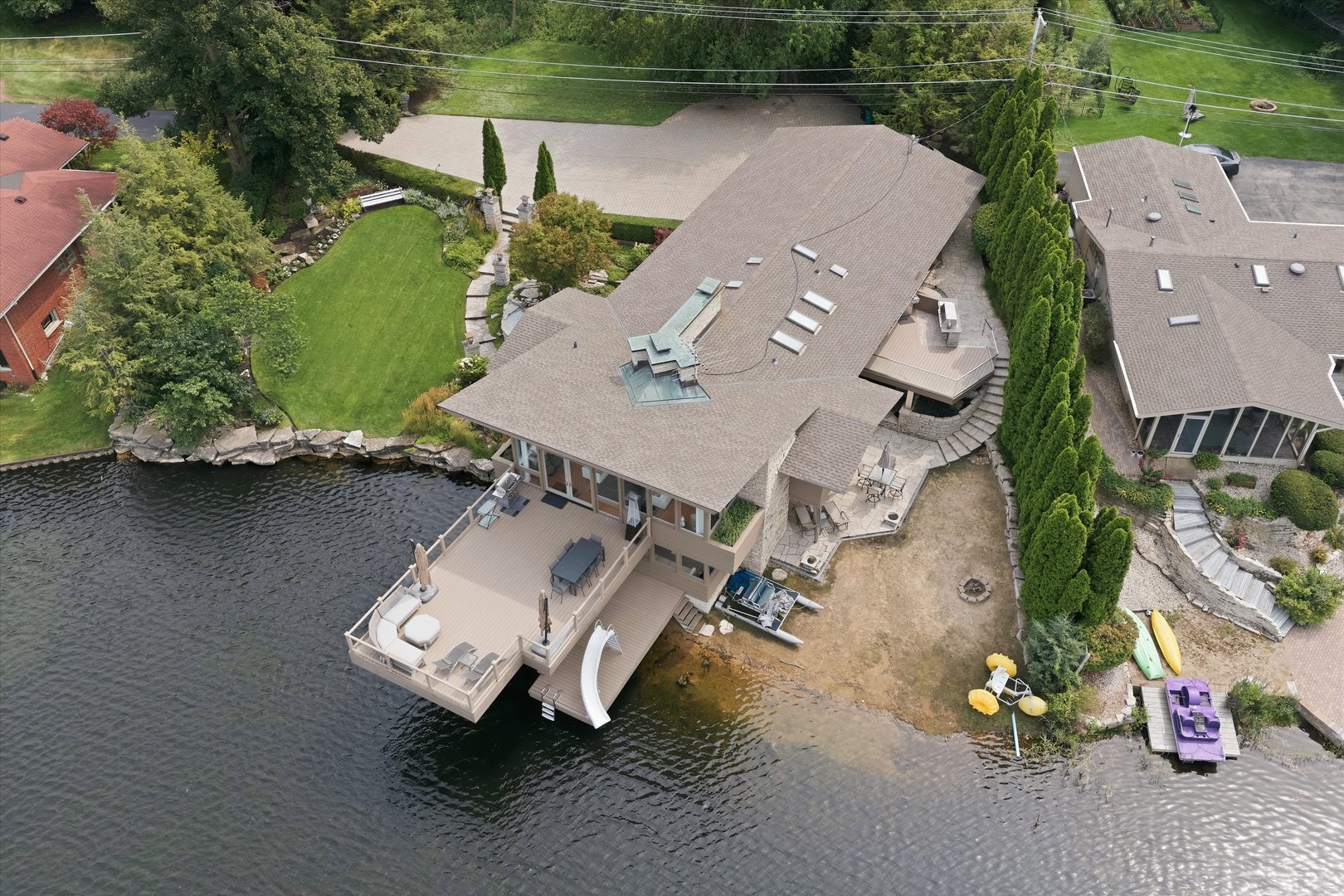 main property photo 45