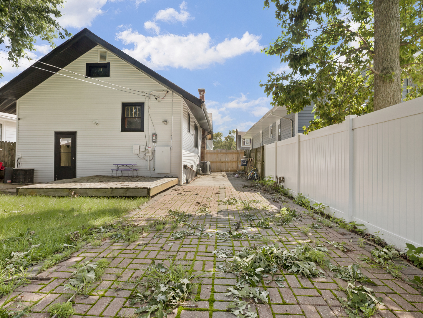 main property photo 27
