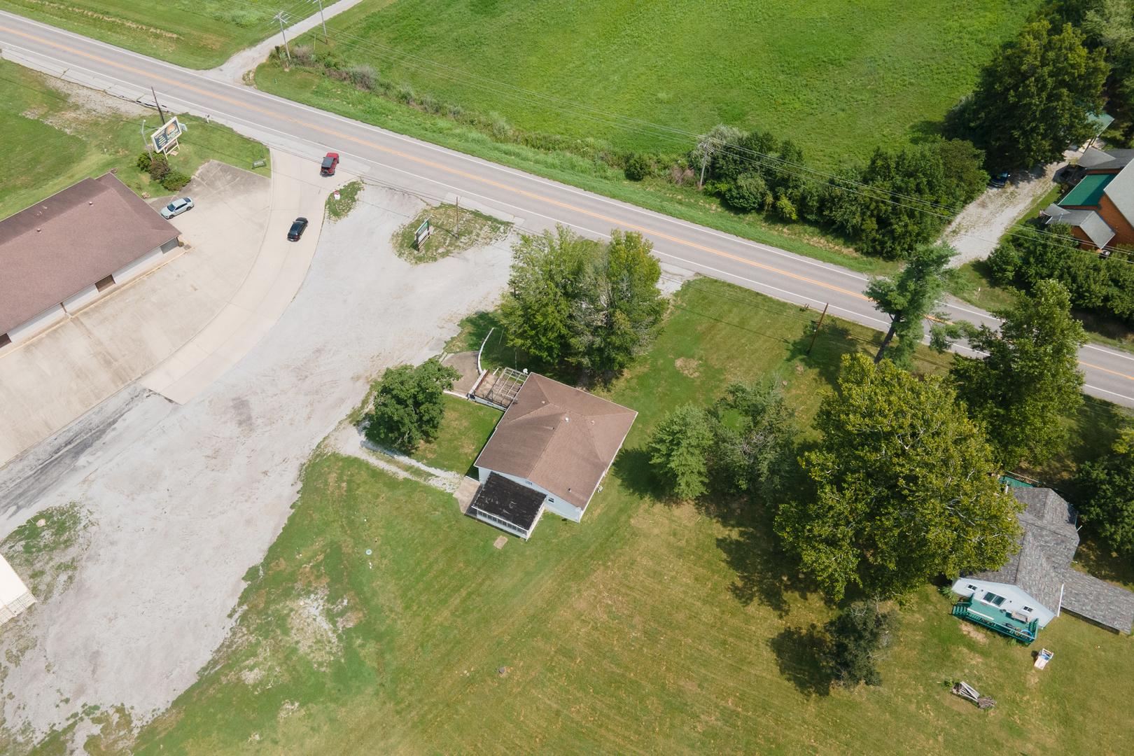 main property photo 34