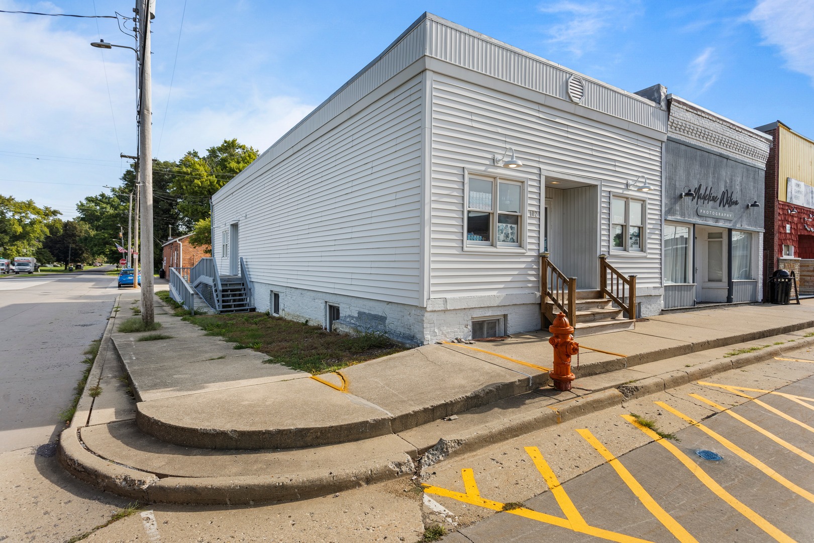 main property photo 2