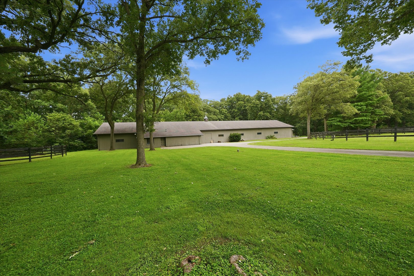 main property photo 51