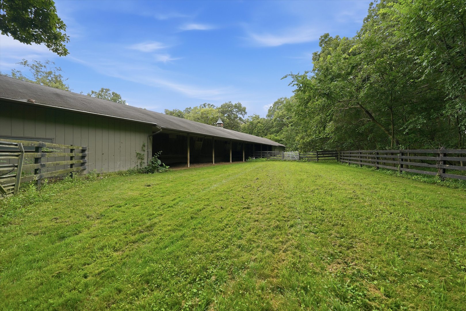 main property photo 60