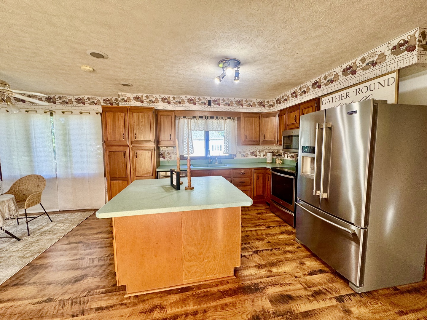 main property photo 7