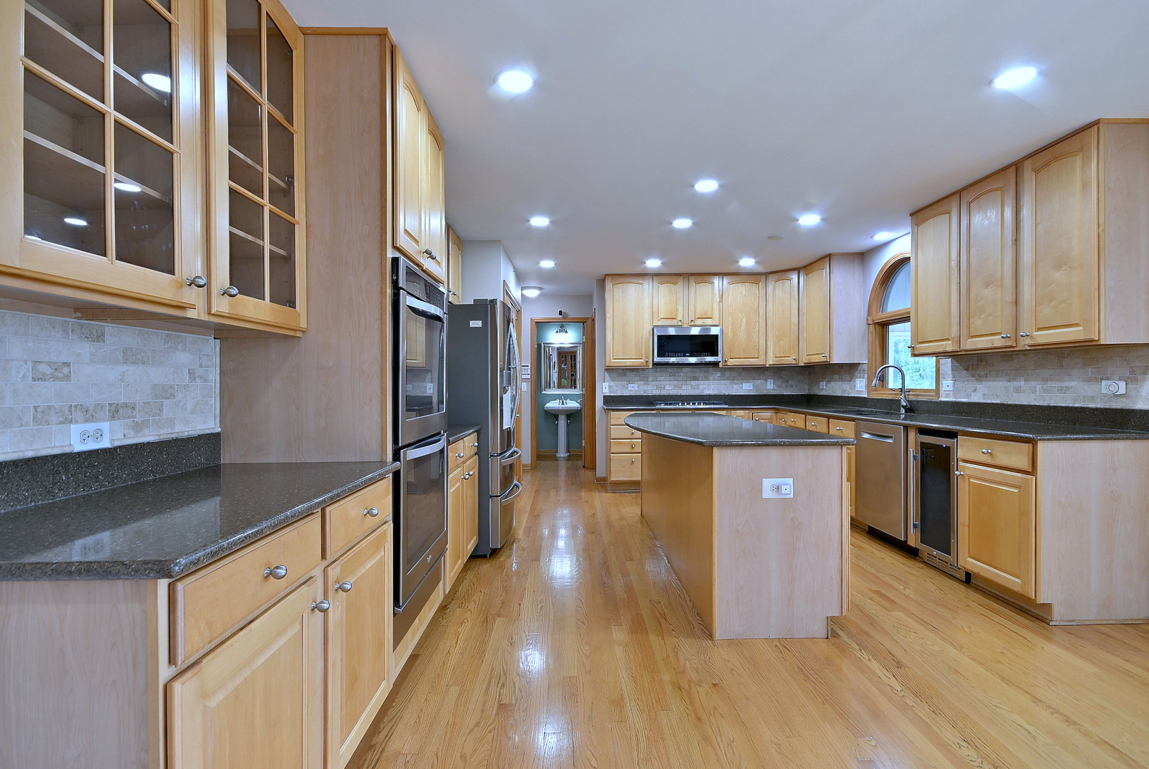 main property photo 15