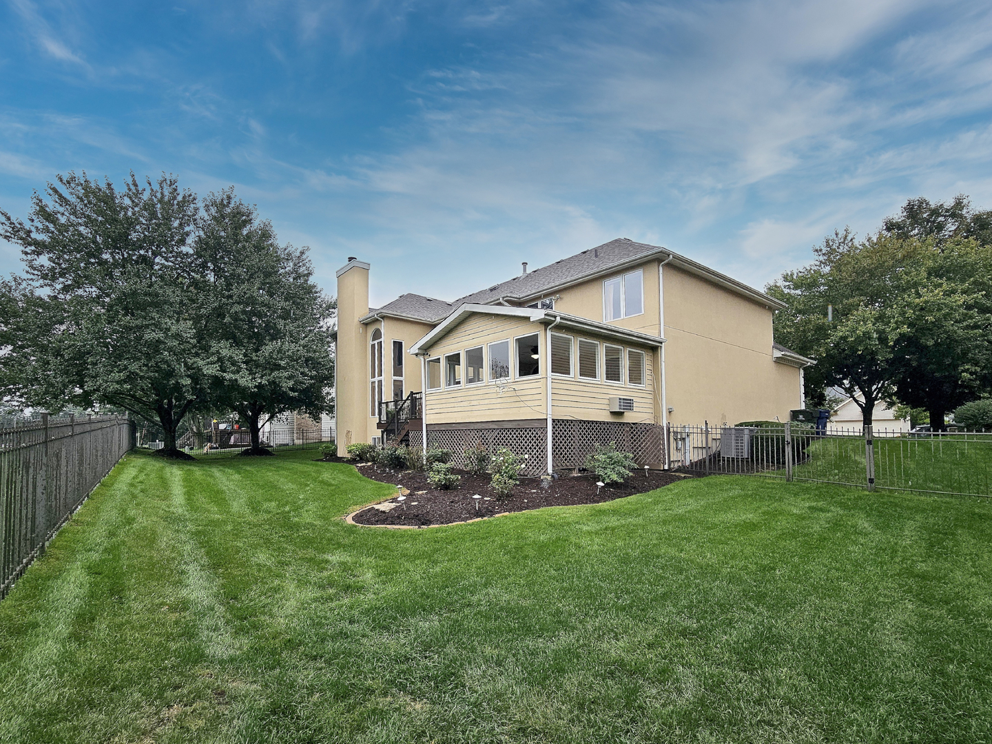 main property photo 5