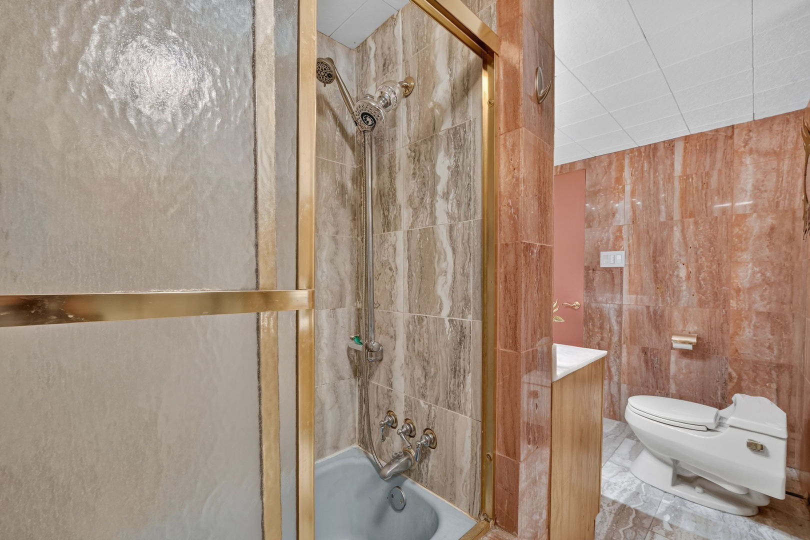 property viewer photo 30