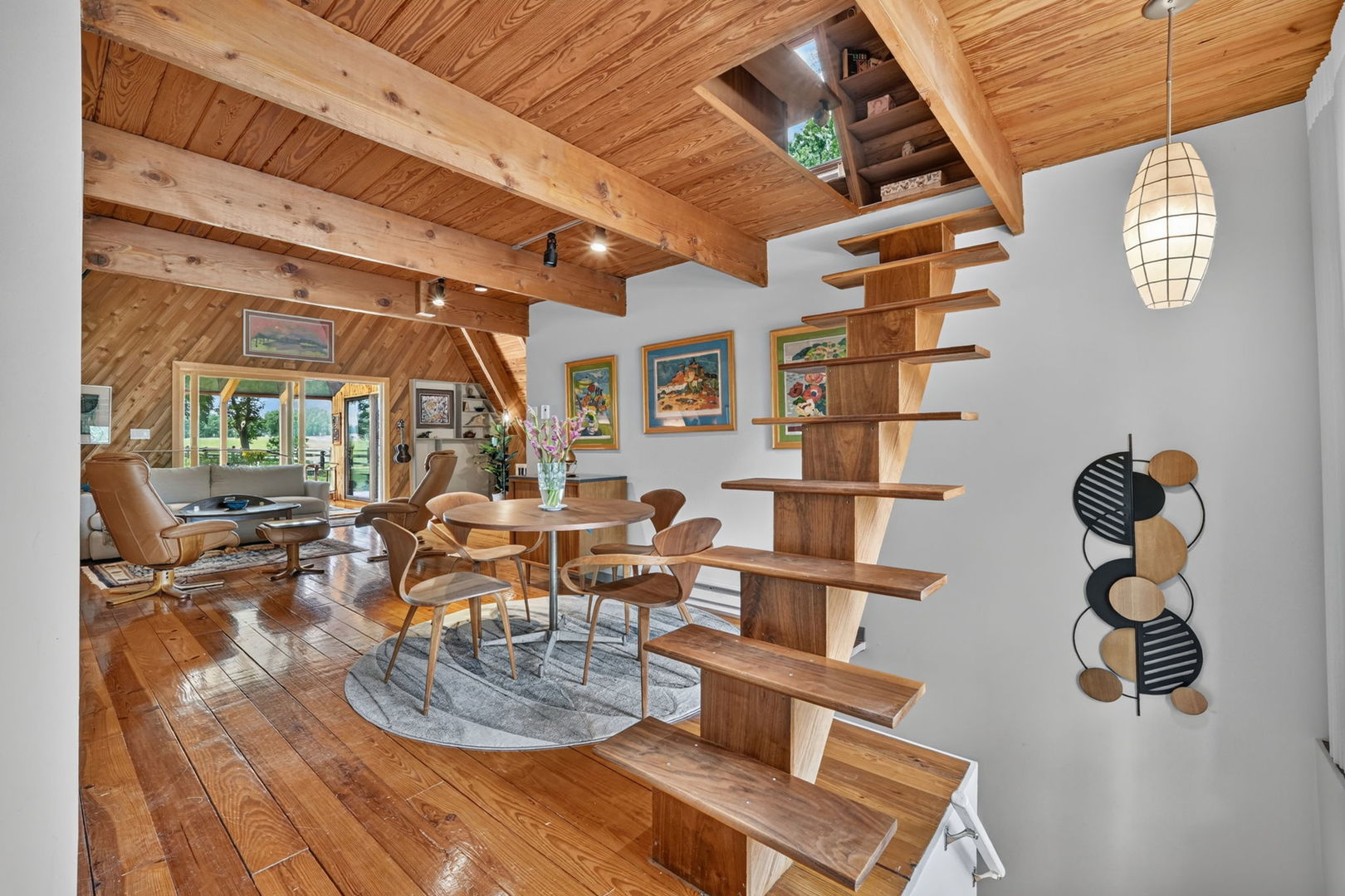 property viewer photo 4