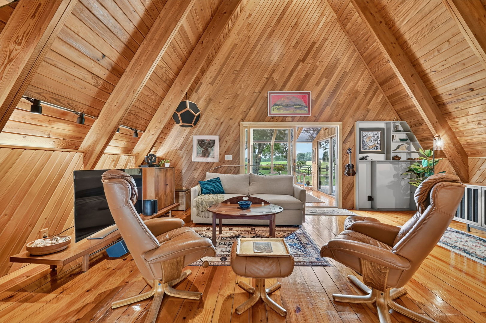property viewer photo 6