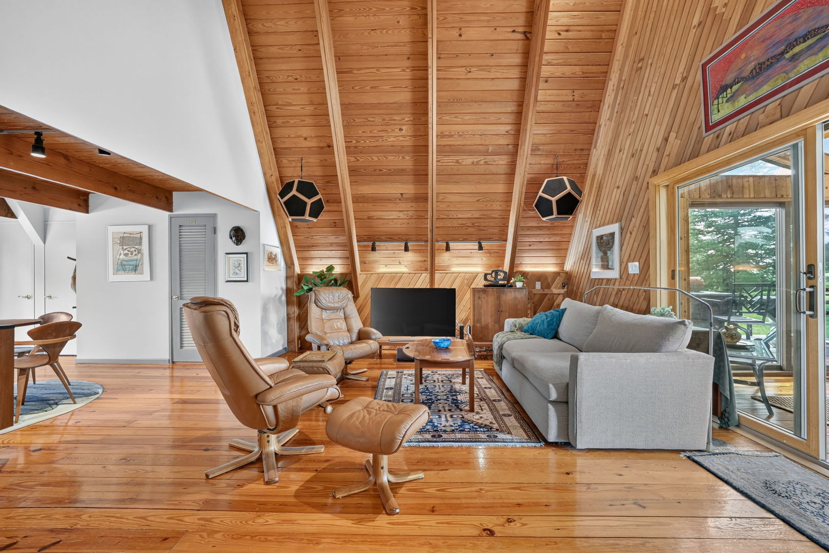 property viewer photo 7