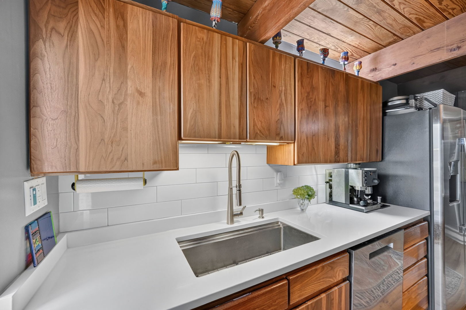 property viewer photo 9