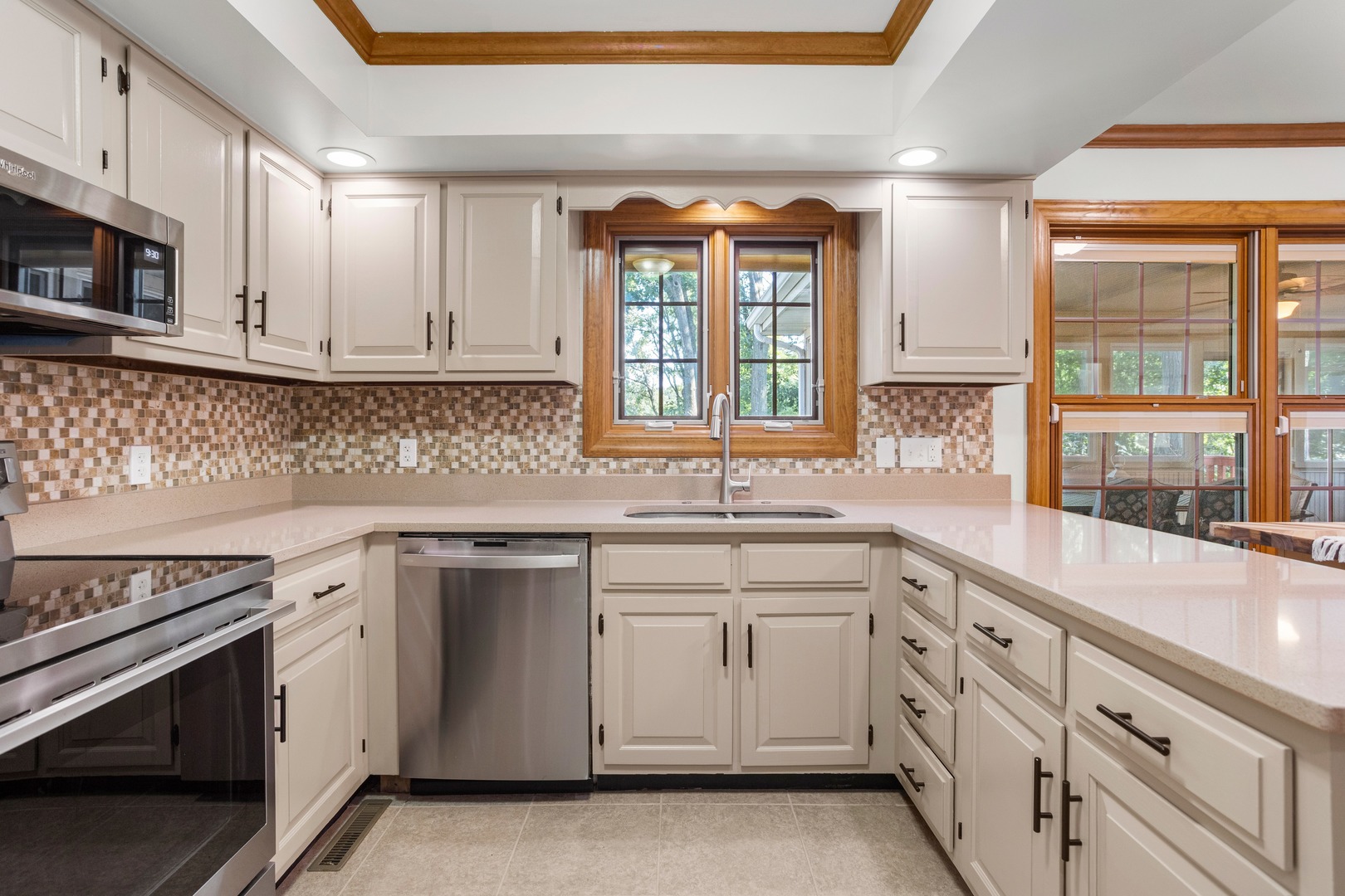 property viewer photo 15