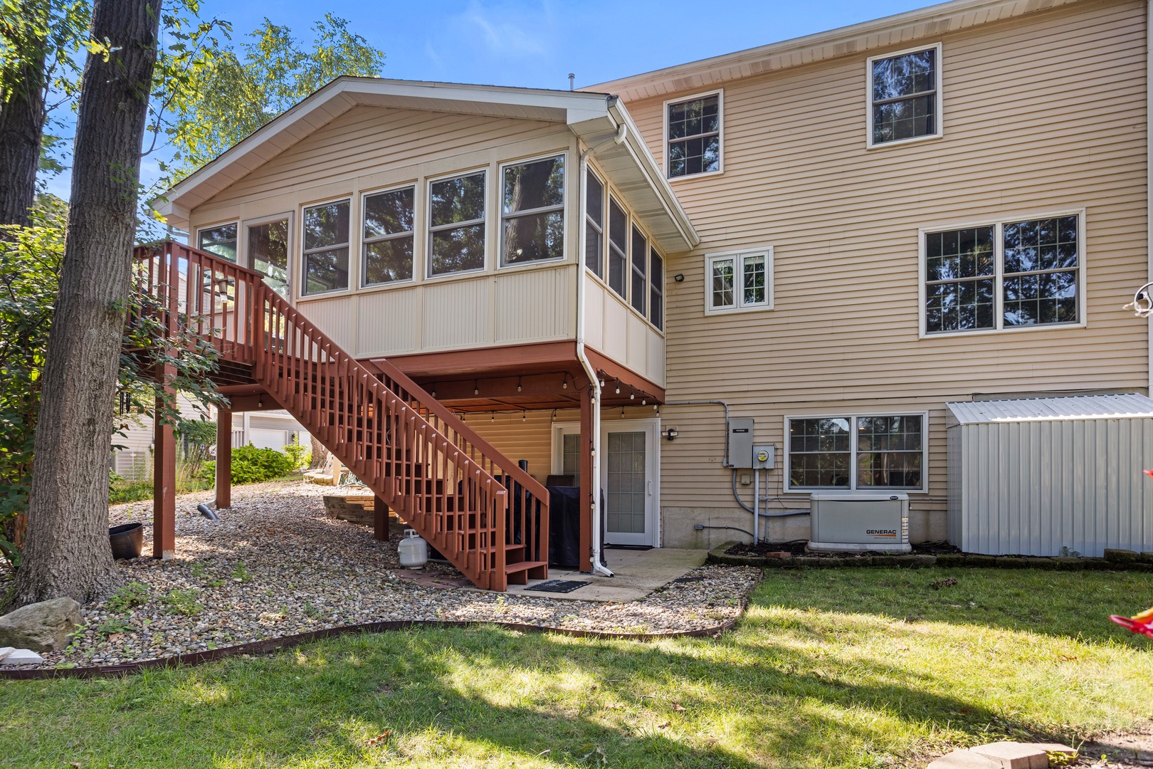 property viewer photo 5