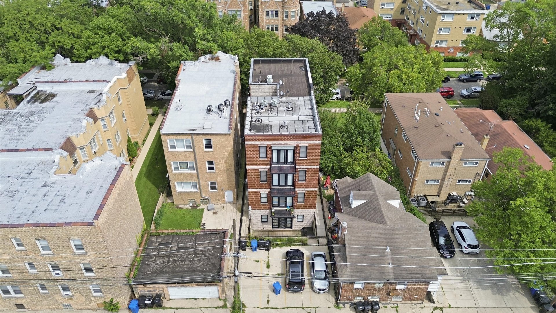 main property photo 16
