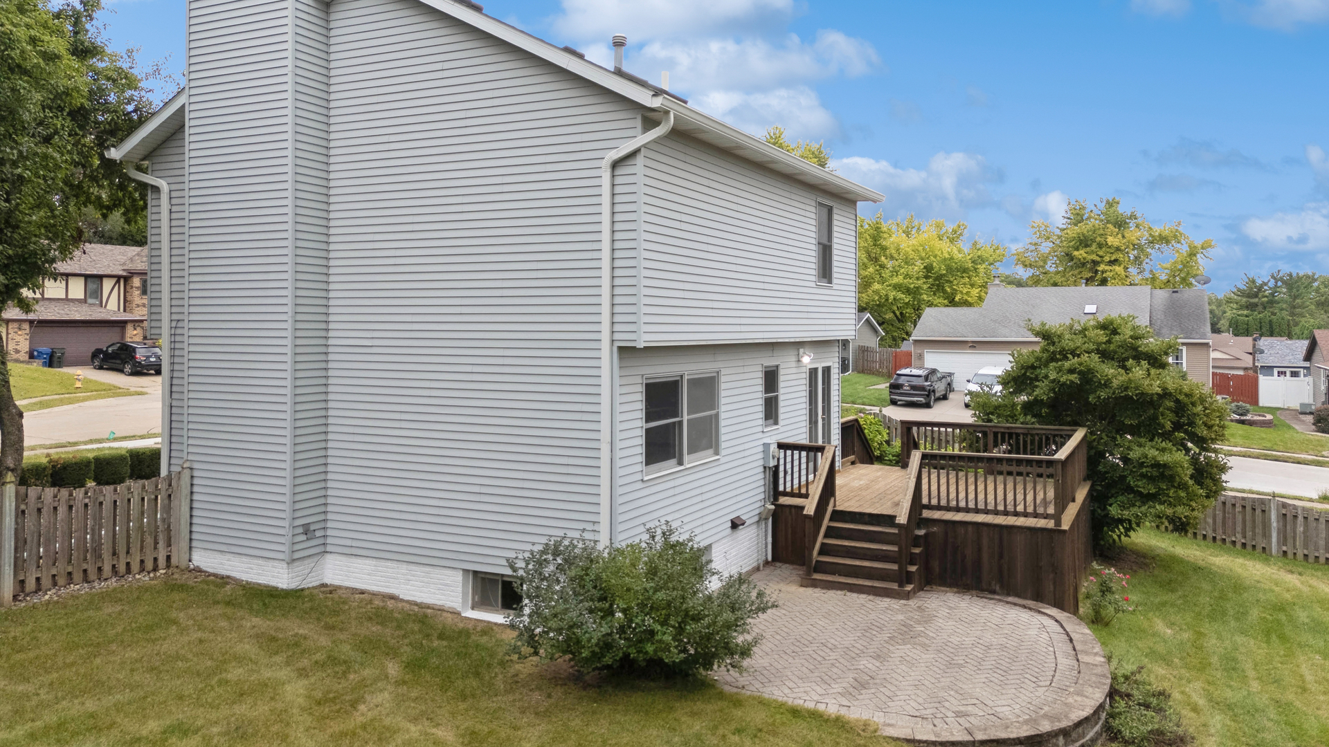main property photo 33