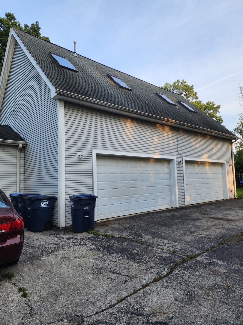 main property photo 74