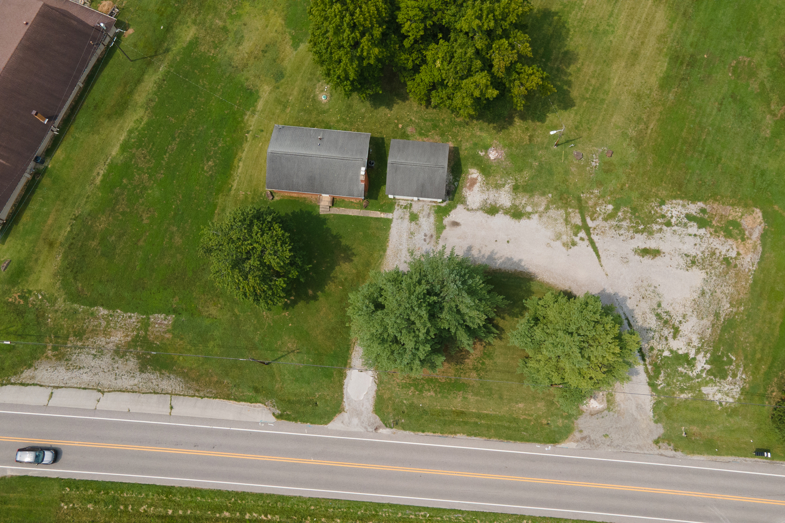main property photo 22
