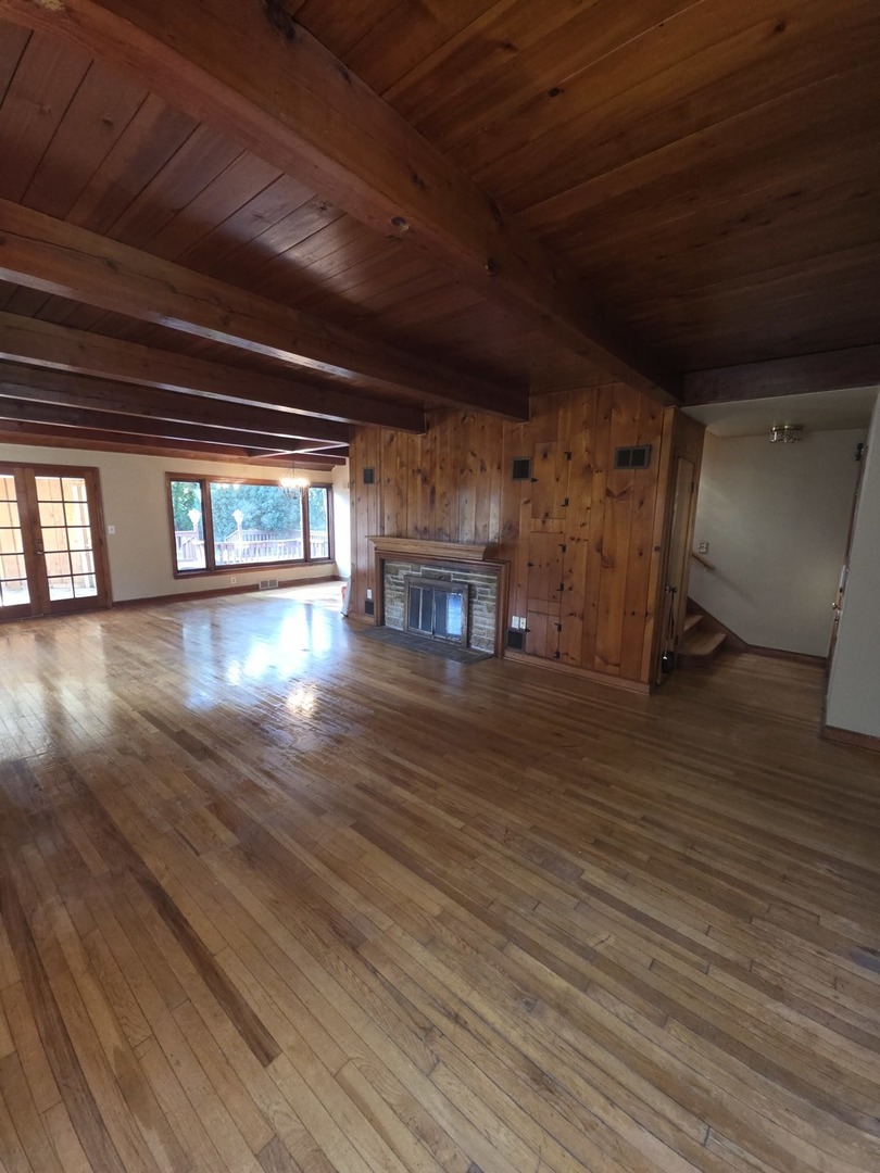 property viewer photo 1