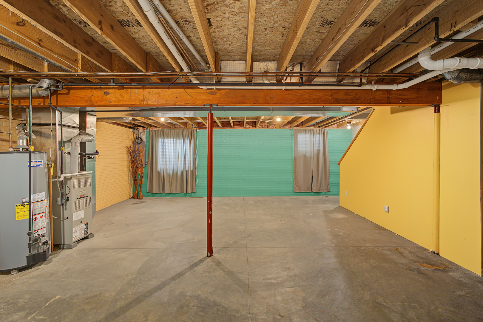 main property photo 42