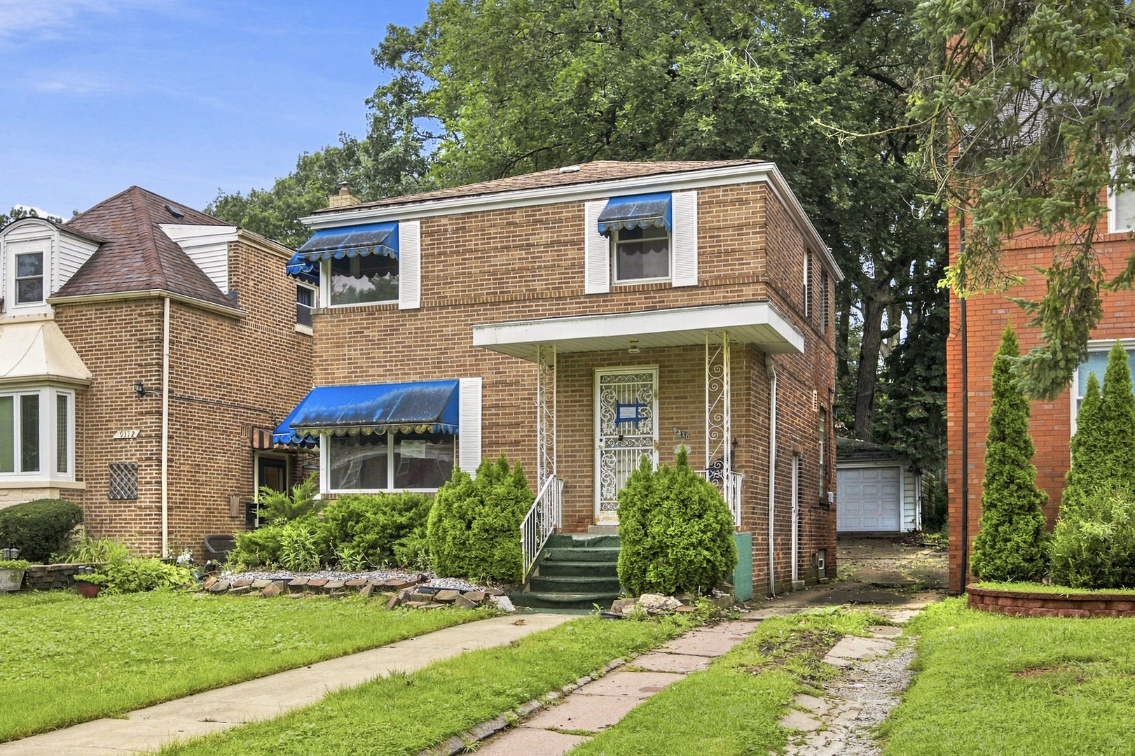 main property photo 32