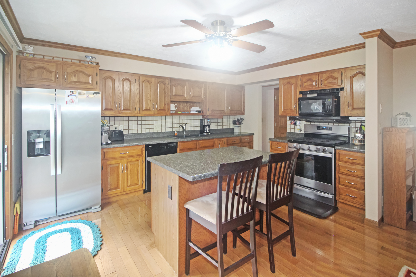 main property photo 3
