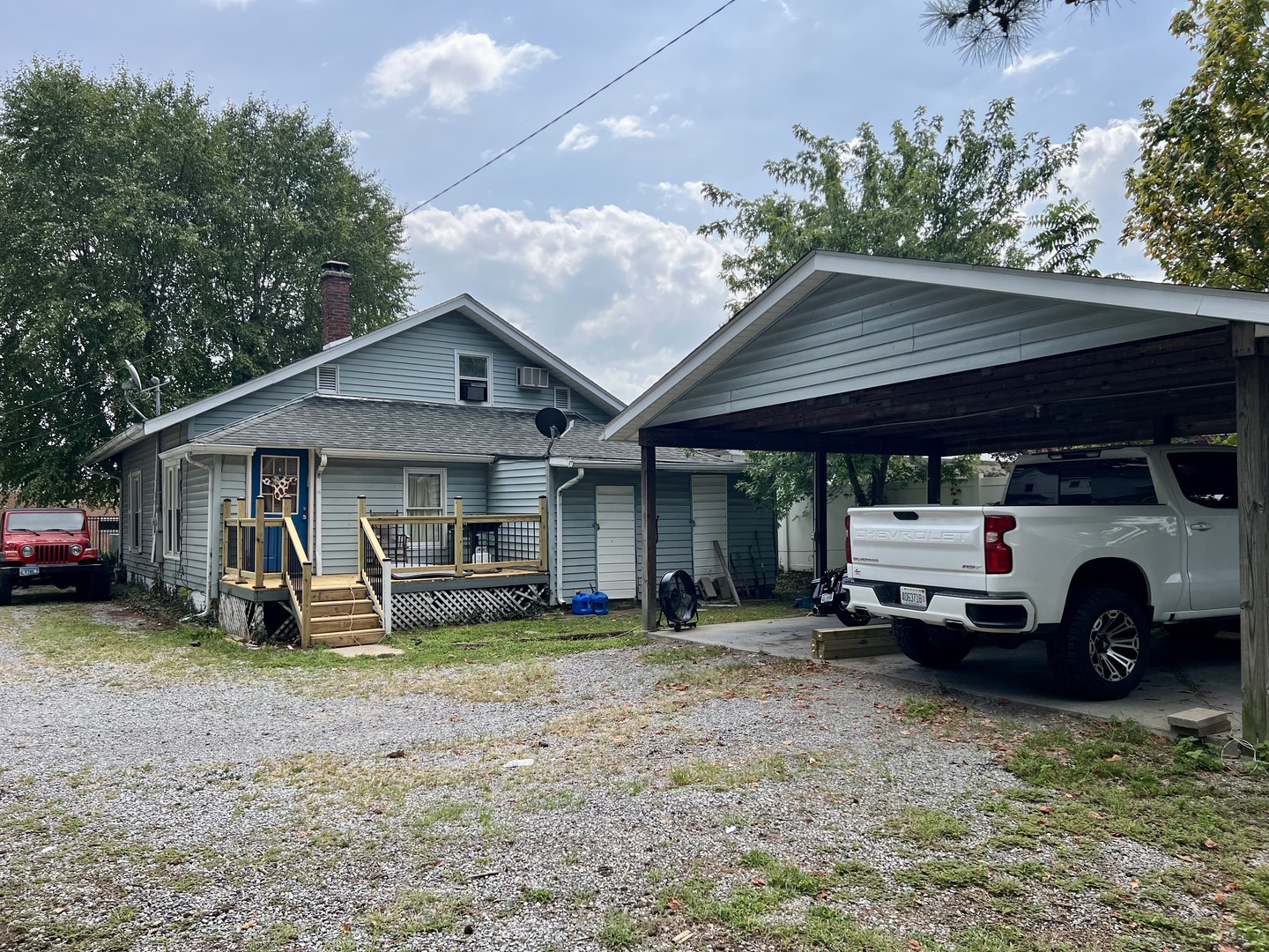 main property photo 3
