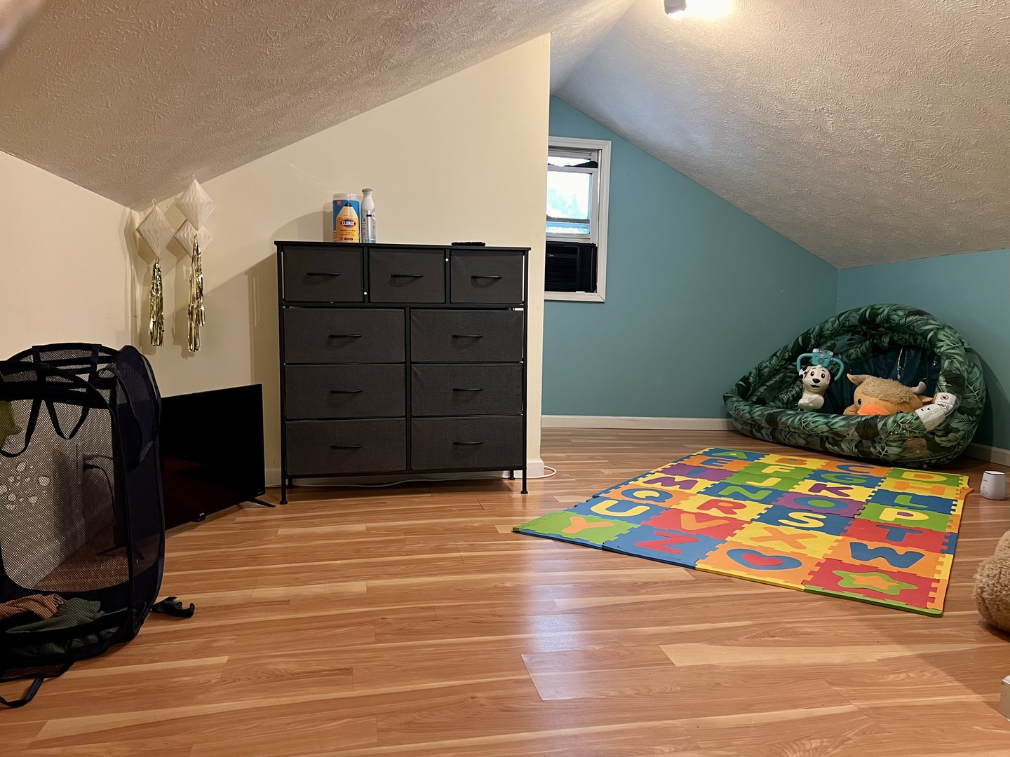 main property photo 9
