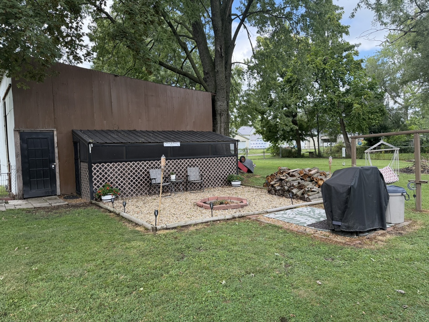 main property photo 12