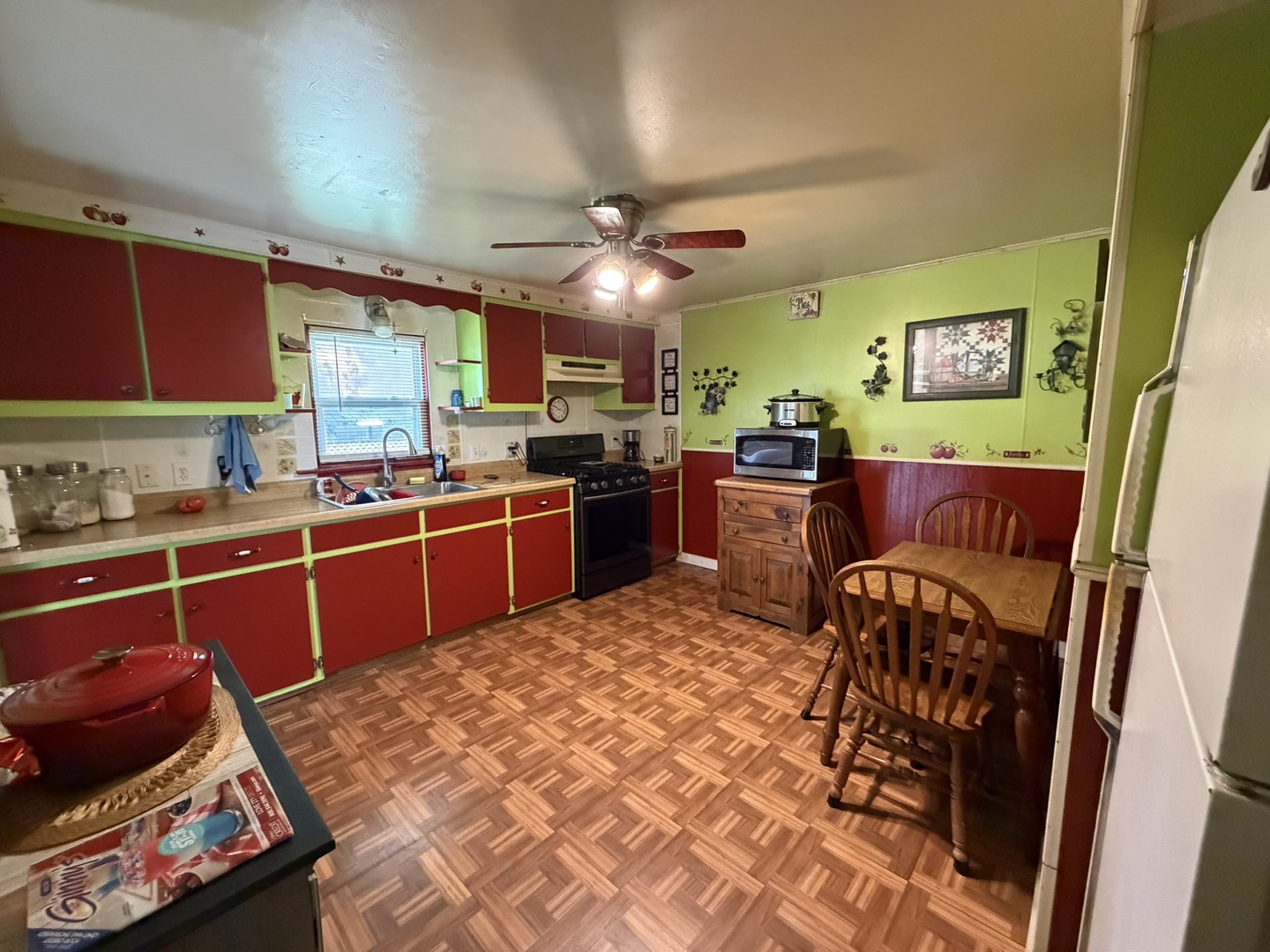main property photo 4