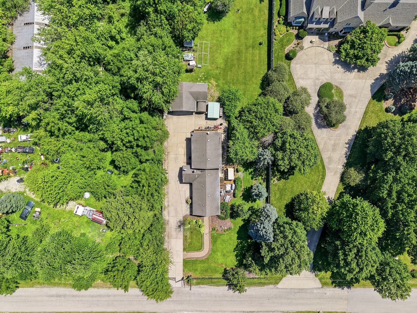 main property photo 50