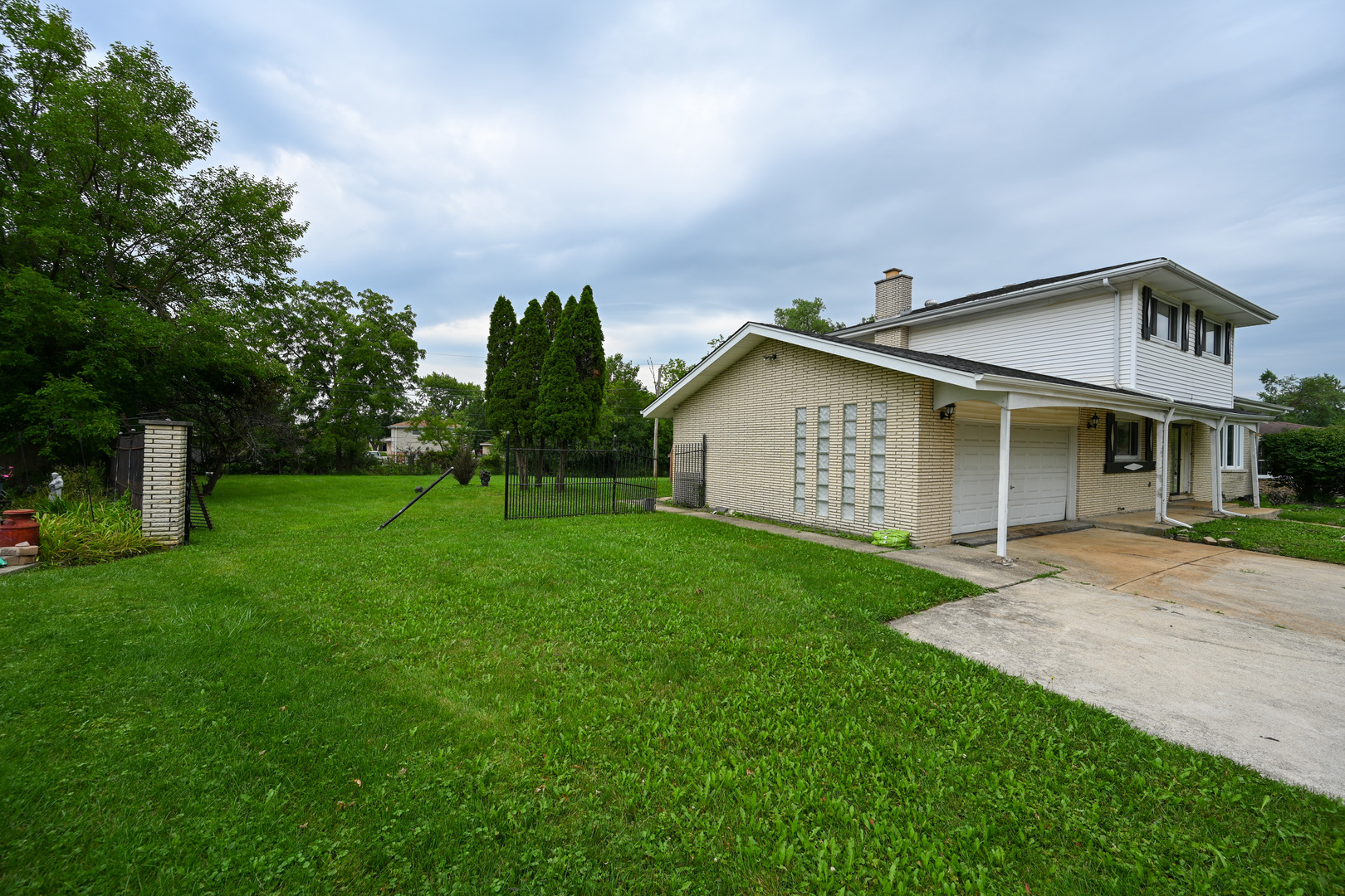 main property photo 15