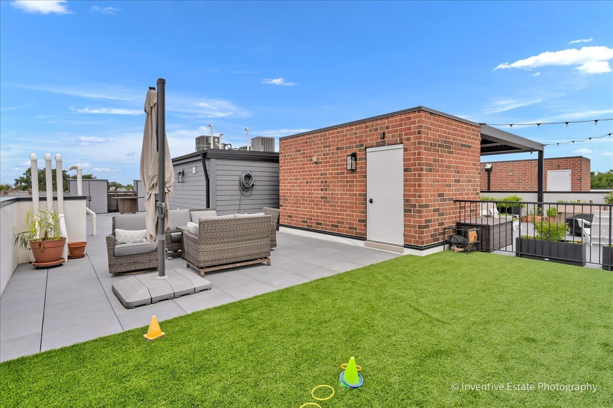 property viewer photo 15