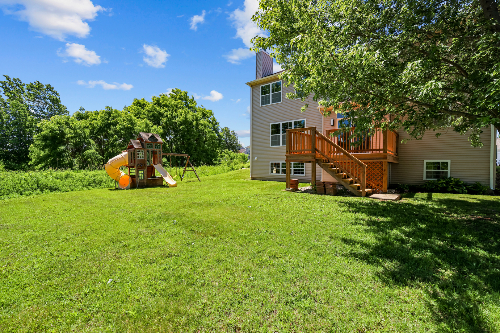 main property photo 44