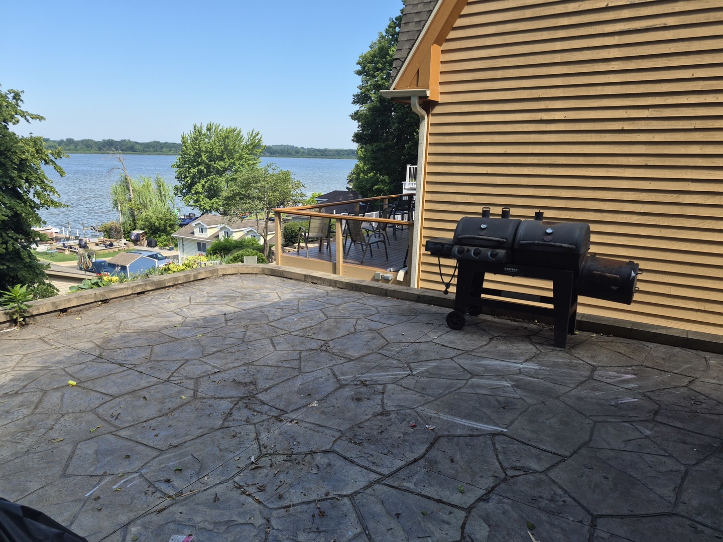 main property photo 5
