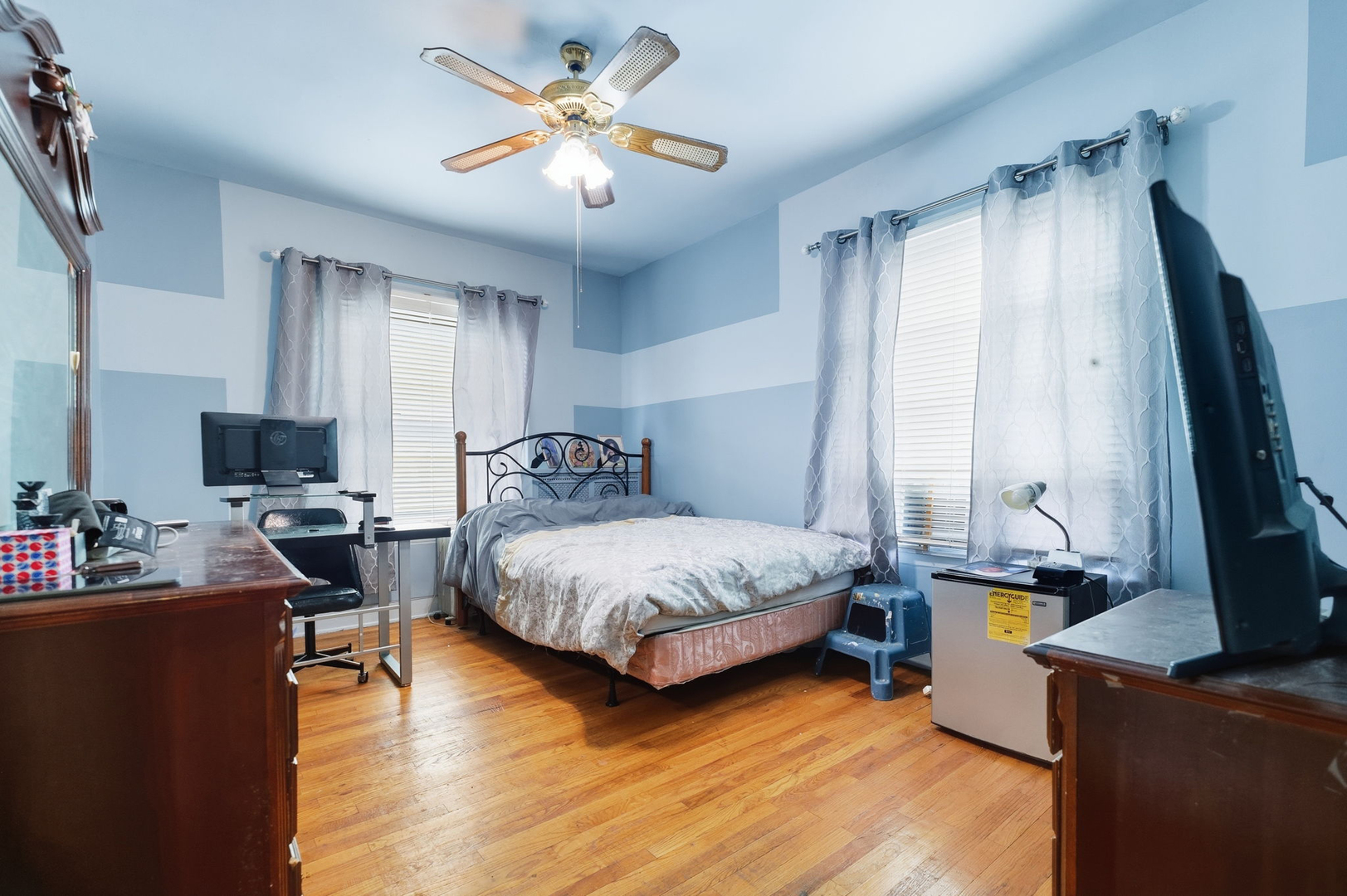 main property photo 11