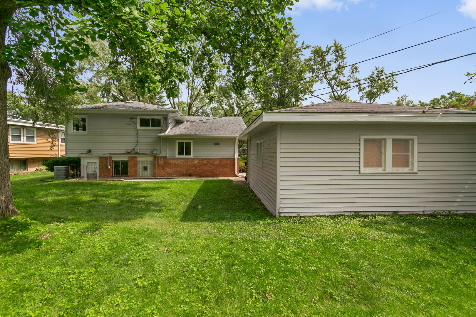 main property photo 22