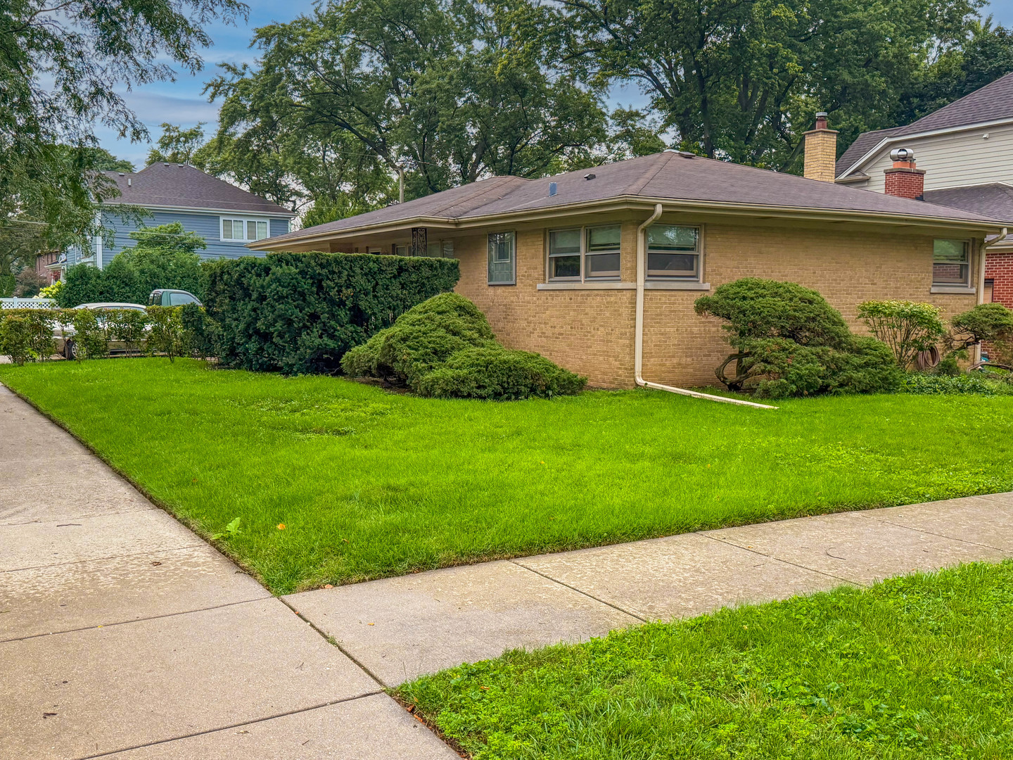 main property photo 3