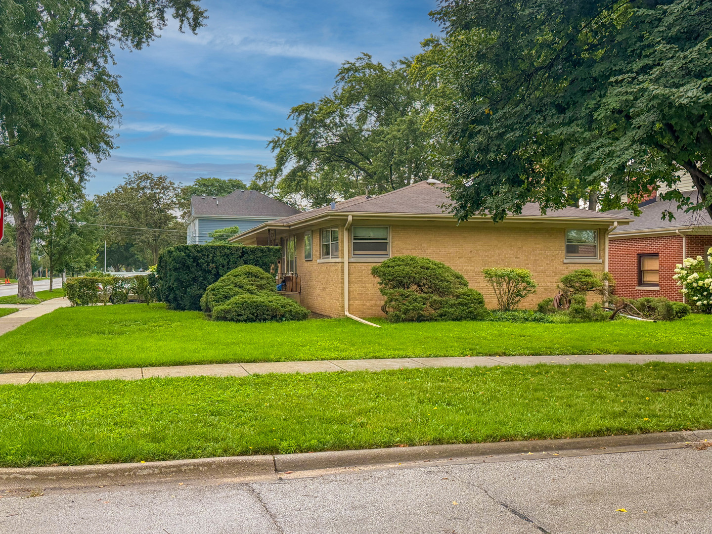 main property photo 4