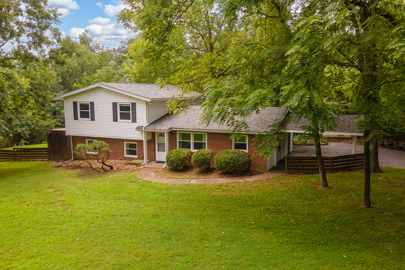main property photo 45