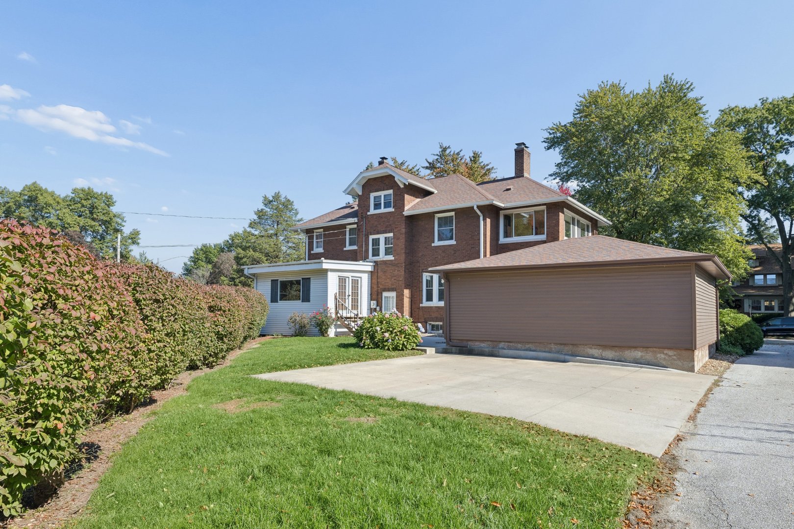 main property photo 57