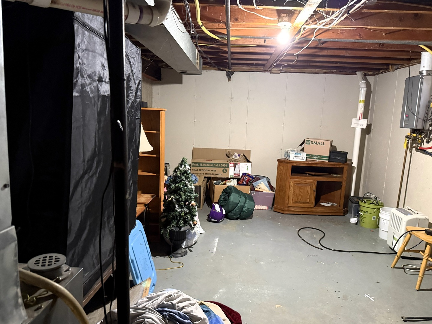 main property photo 14