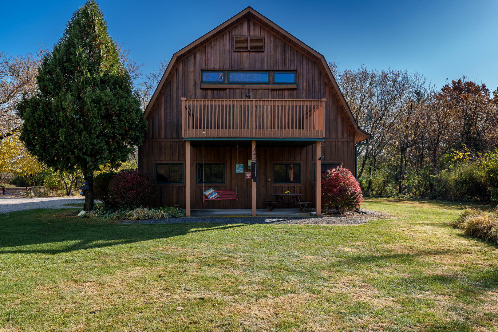main property photo 23