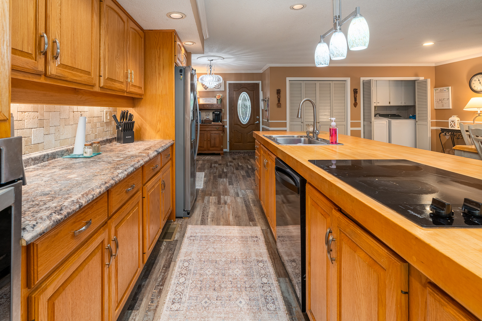 main property photo 16